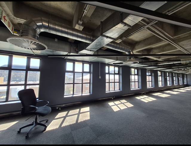 744M² OFFICE TO LET IN ROSEBANK